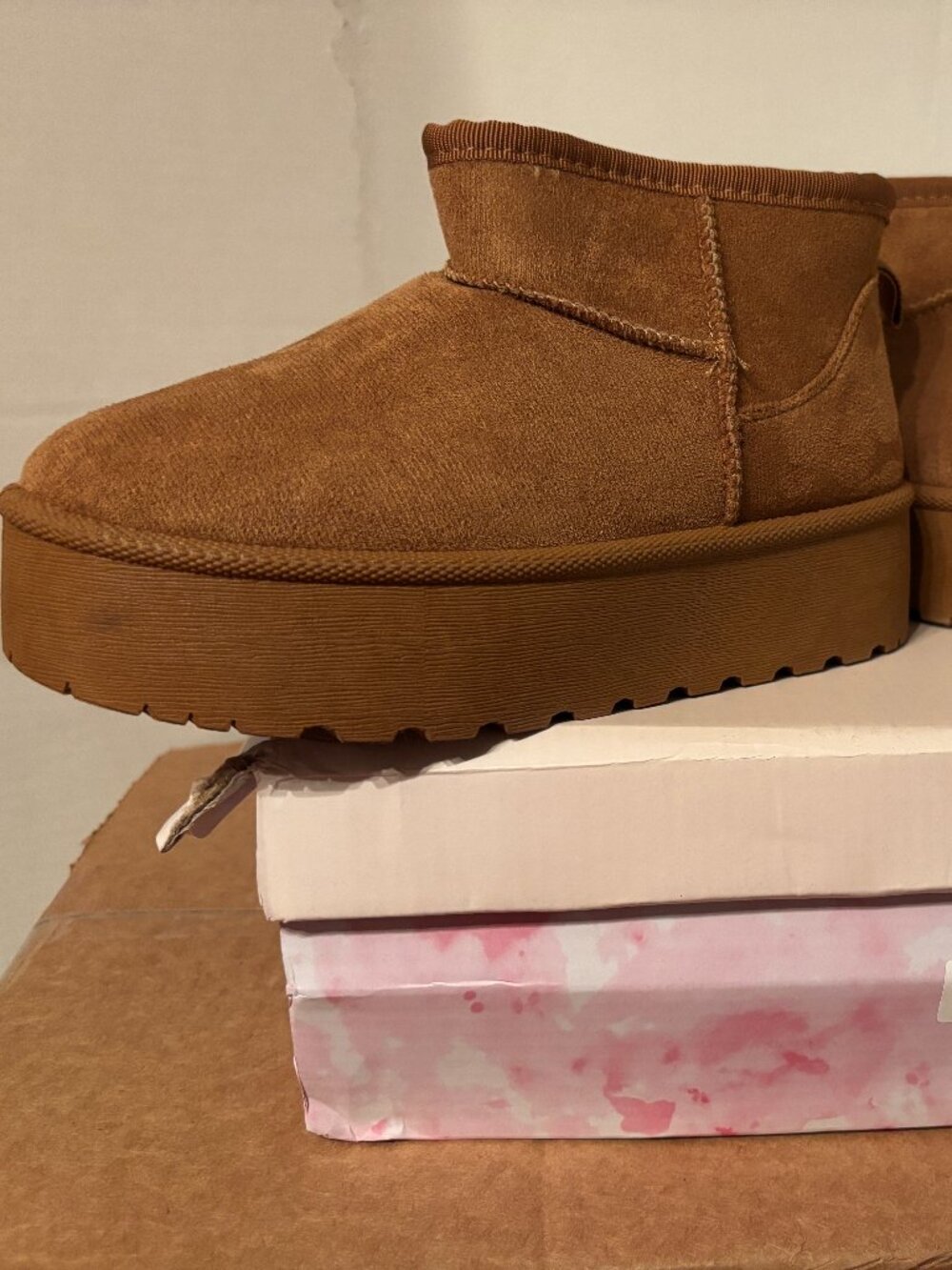 Madden Girl Brave Cozy - Platform Mini Boots